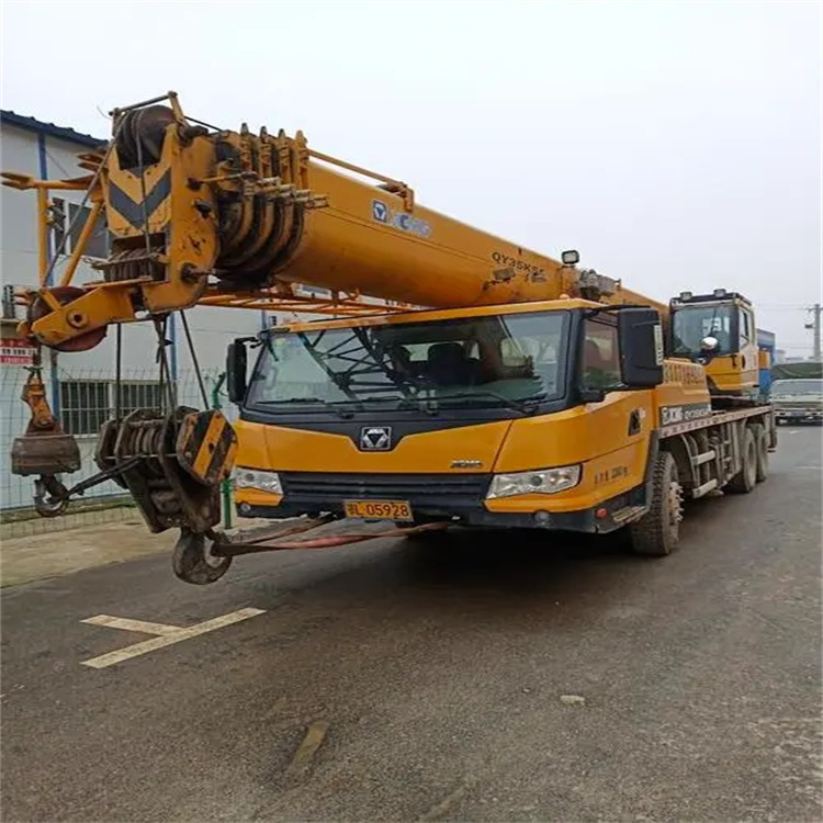 掇刀吊车出租保险：全面覆盖，安全无忧