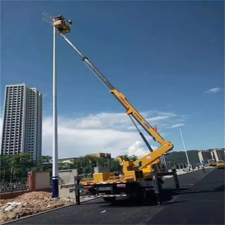 掇刀维修路灯的曲臂升降车出租