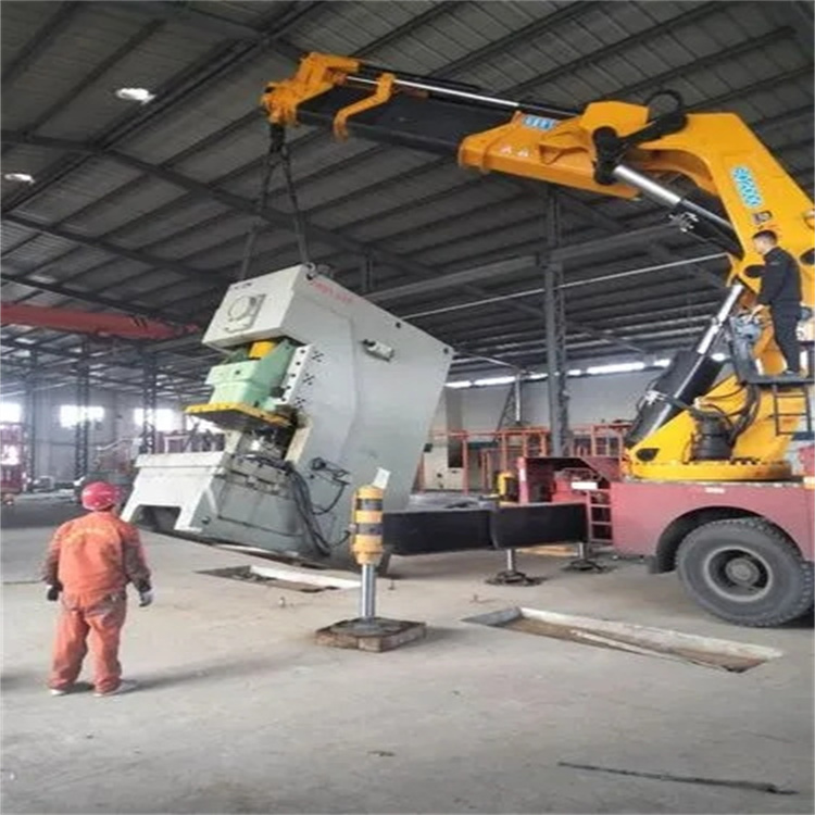 掇刀80吨折臂吊车出租附近电话